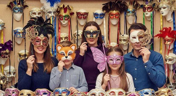 Comment choisir le masque pour le carnaval idéal pour toute la famille ?